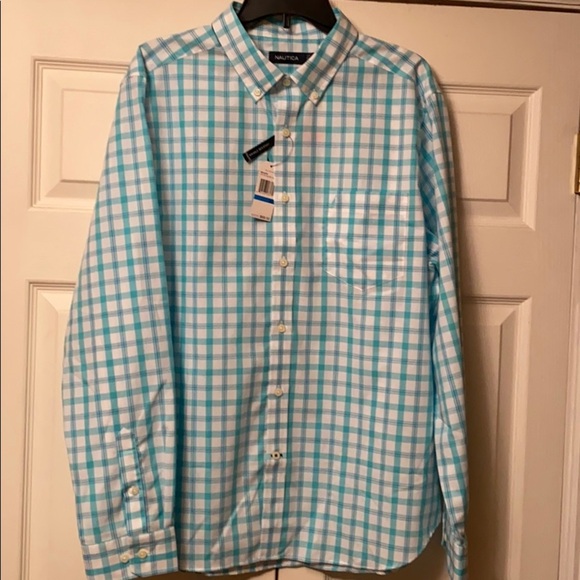Men’s Nautica Plaid Button Down Shirt - Picture 7 of 8